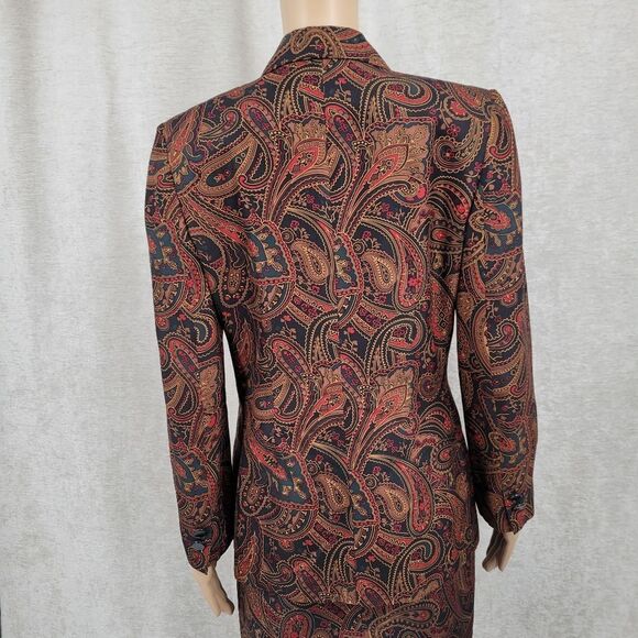 JH Collectibles Silk Paisley Blazer and Skirt Vintage 90s Suit Matching Set - Picture 10 of 15